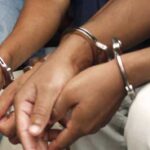 detenidos-manos-con-esposas1